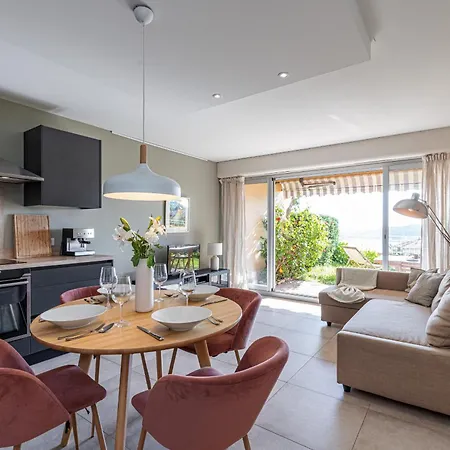 2 Bdr Sea View Parking And Swimming Pool Apartment *