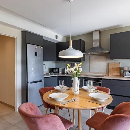 2 Bdr Sea View Parking And Swimming Pool * Villefranche-sur-Mer